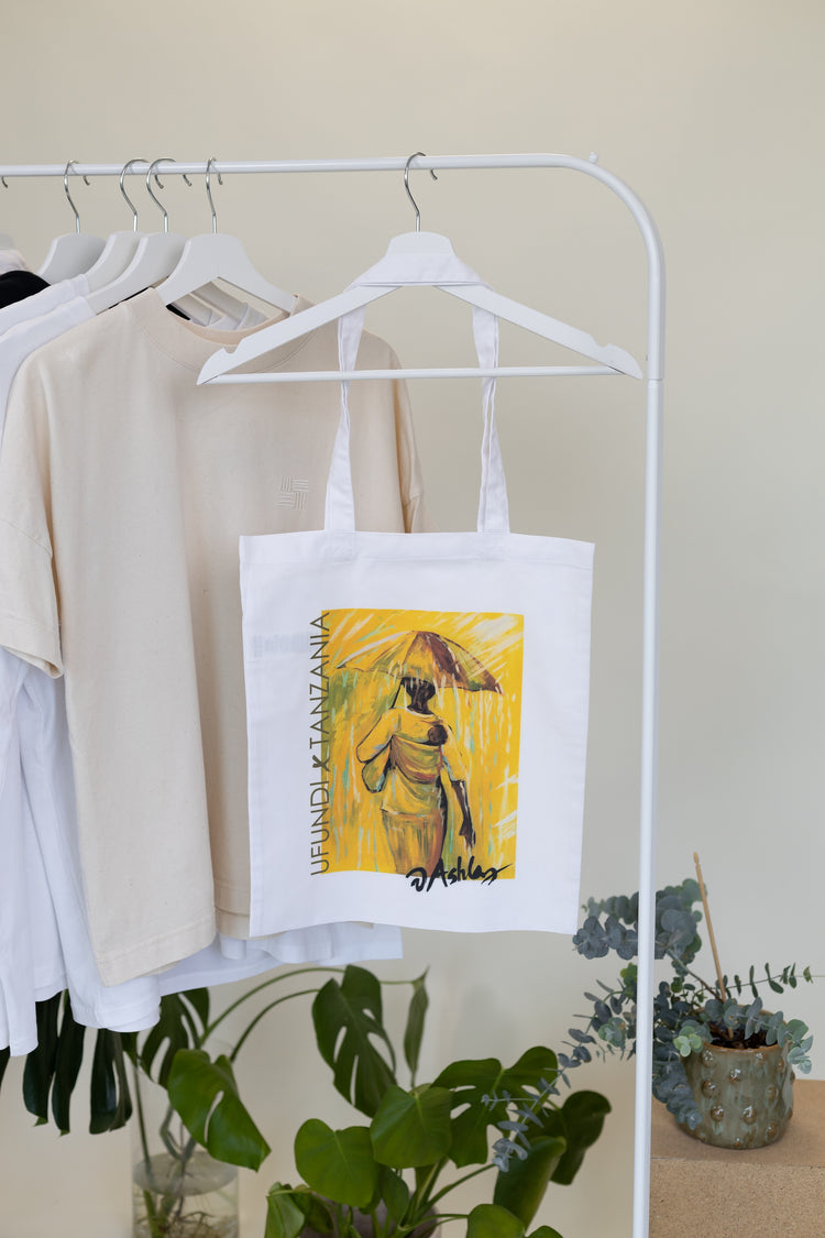 'Mother in the Rain' Stoffbeutel