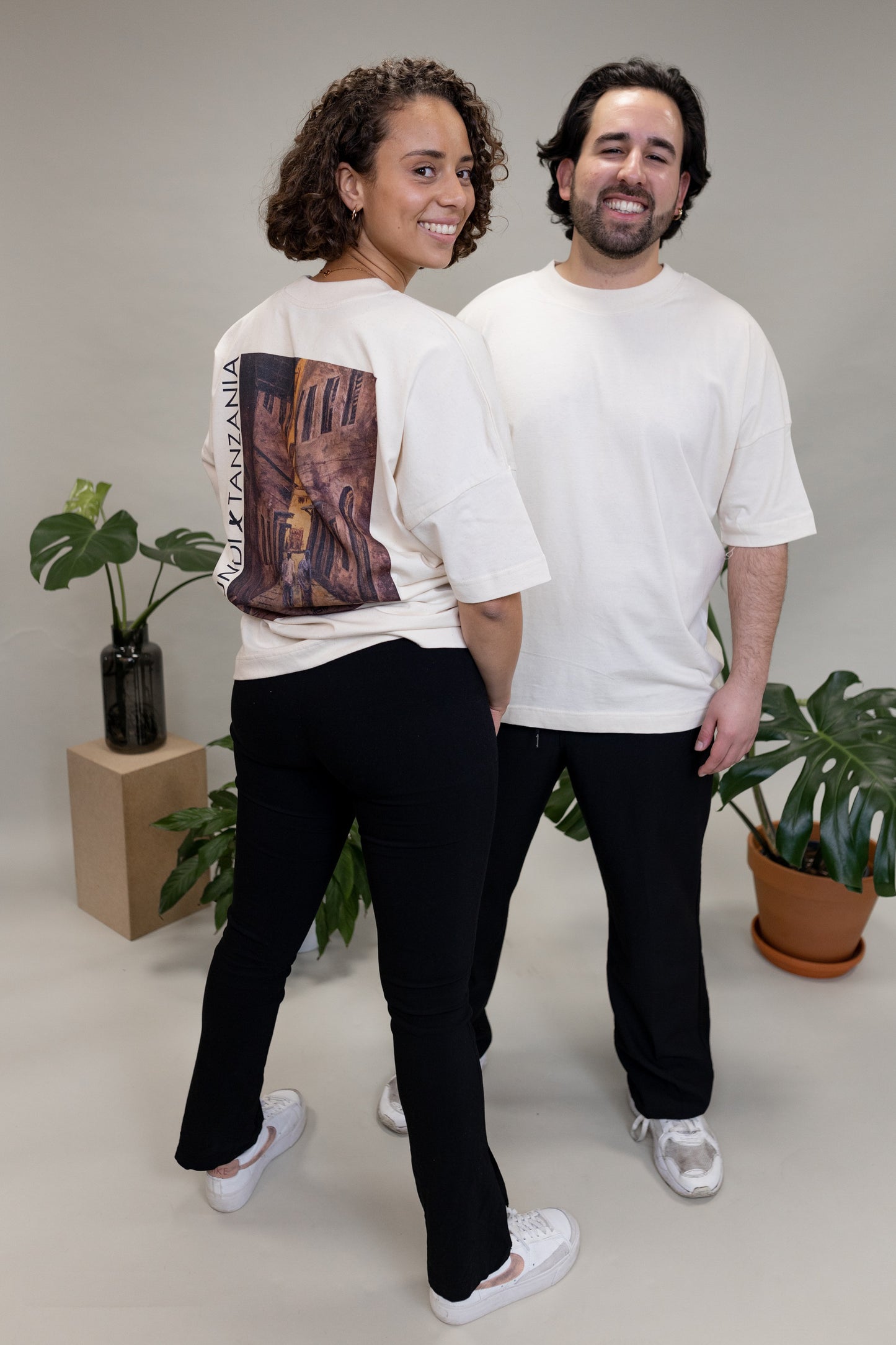 "Zweisamkeit" Oversize T-Shirt - Natural Raw